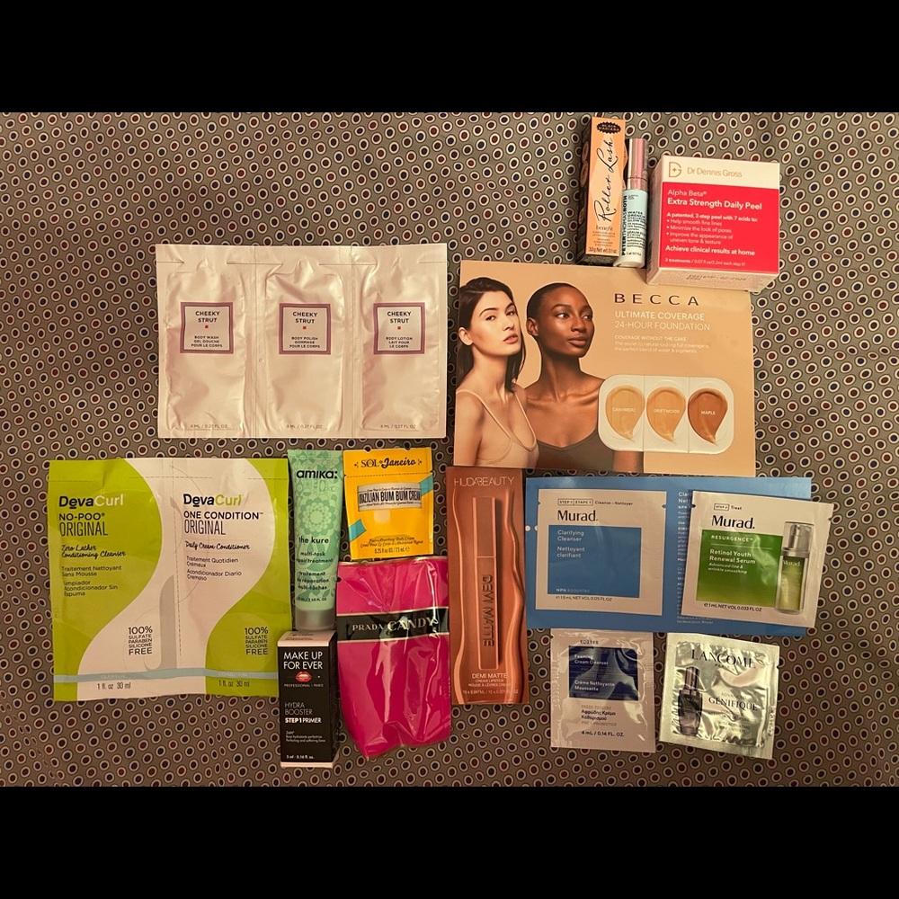 Huda Beauty, Becca, Murad, Korres, Lancôme + more bundle